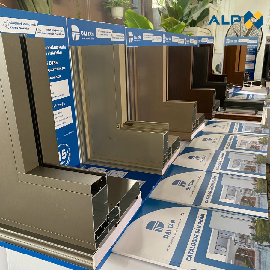 Không gian trưng bày mã màu độc quyền của Đại Tân