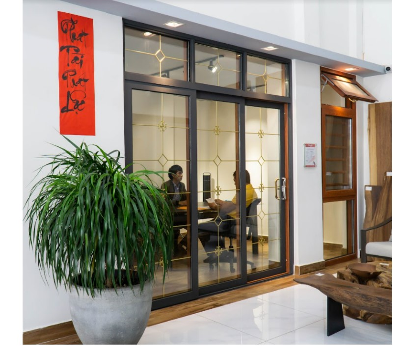 Cửa lùa nhôm DT