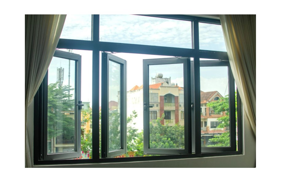 Cửa sổ nhôm DT