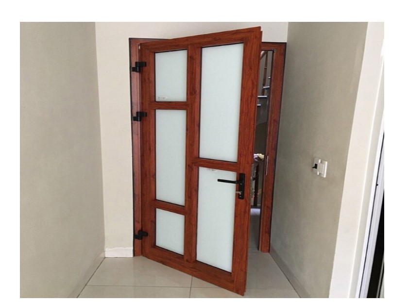 Cửa nhôm giả gỗ 1 cánh: Tạo nên không gian sống hiện đại và ấm cúng